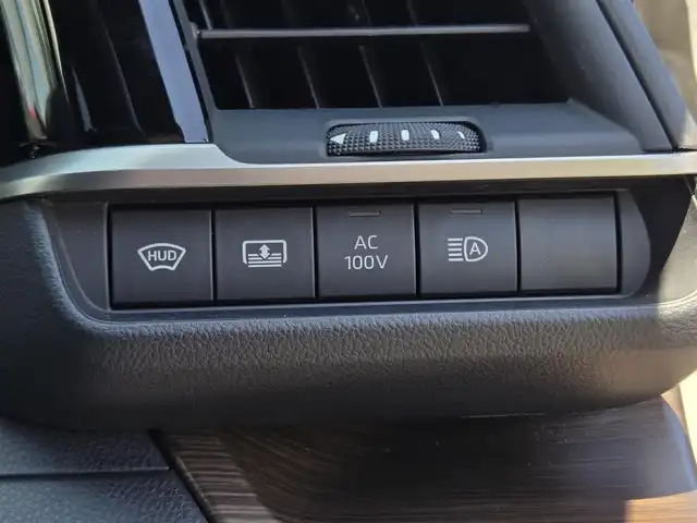 トヨタ クラウン Z 鹿児島県 2023(令5)年 4.6万km プレシャスホワイトパール レーダークルーズコントロール　/デジタルインナーミラー　/ブラックパッケージ(OP装備)/パノラマルーフ(OP装備)　/パノラミックビューモニター　/パワーバックドア　/パーキングアシスト　/全席シートヒーター／エアシート　/ステアリングヒーター/肩口パワーシート/純正前後ドライブレコーダー/ビルトインETC2.0/Bluetoothオーディオ/純正アルミホイール(20インチ)/プッシュスタート/スマートキー