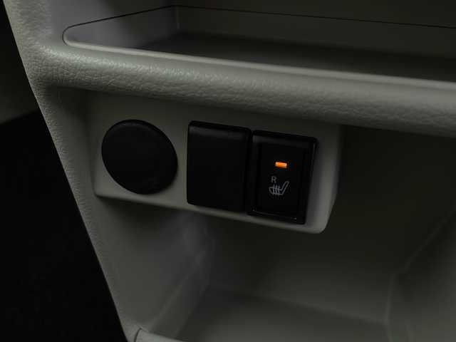 スズキ ラパン S 愛知県 2016(平28)年 6.8万km フレンチミントパールメタリック /禁煙車//KENWOOD彩速ナビ【MDV-D303】//地デジ/ipod/USB/SD/CD/FM/AM//バックカメラ//前後ドライブレコーダー//革巻きステアリング//運転席シートヒーター//ETC//HIDオートライト//レーダーブレーキサポート//アイドリングストップ//横滑り防止装置//社外フロアマット//社外ドアバイザー//ISOFIX//保証書/取扱説明書/スペアキー