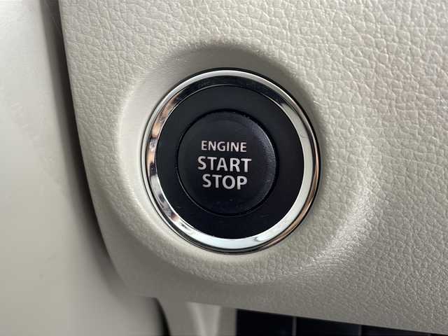 スズキ ラパン S 愛知県 2016(平28)年 6.8万km フレンチミントパールメタリック /禁煙車//KENWOOD彩速ナビ【MDV-D303】//地デジ/ipod/USB/SD/CD/FM/AM//バックカメラ//前後ドライブレコーダー//革巻きステアリング//運転席シートヒーター//ETC//HIDオートライト//レーダーブレーキサポート//アイドリングストップ//横滑り防止装置//社外フロアマット//社外ドアバイザー//ISOFIX//保証書/取扱説明書/スペアキー