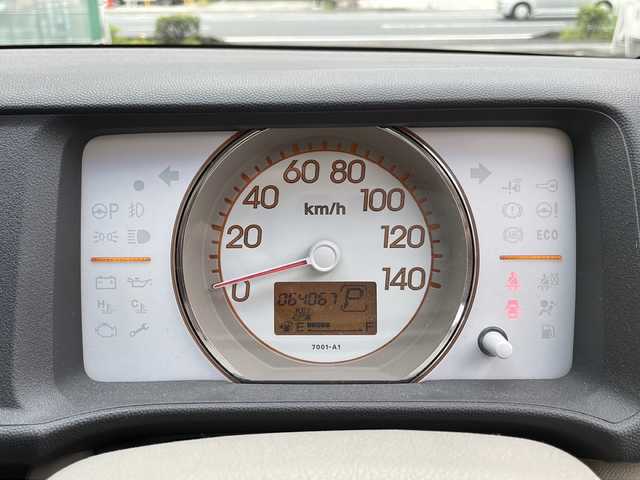 ホンダ ライフ パステル 高知県 2010(平22)年 6.4万km バニラクレム 純正オーディオ/(CD/AUX/AM/FM)/バックカメラ/スマートキー/純正ホイールキャップ/純正フロアマット/純正ドアバイザー/ハロゲンヘッドライト/電動格納ミラー/ヘッドランプレベライザー