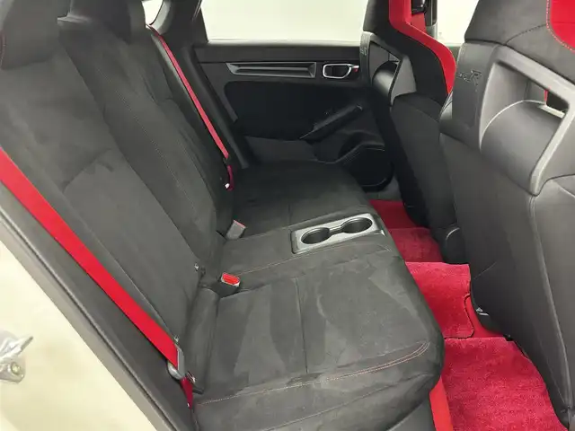 ホンダ シビック タイプR 福岡県 2023(令5)年 2.9万km チャンピオンシップホワイト ワンオーナー　/純正エアロ　/純正９型ＤＡナビ　/バックカメラ　/ブレンボキャリパー　/ＥＴＣ２．０　/ドラレコ　/アダプティブクルーズコントロール　/コーナーセンサー　/衝突被害軽減ブレーキ　/レーンキープ　/ＢＳＭ