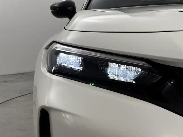 ホンダ シビック タイプR 福岡県 2023(令5)年 2.9万km チャンピオンシップホワイト ワンオーナー　/純正エアロ　/純正９型ＤＡナビ　/バックカメラ　/ブレンボキャリパー　/ＥＴＣ２．０　/ドラレコ　/アダプティブクルーズコントロール　/コーナーセンサー　/衝突被害軽減ブレーキ　/レーンキープ　/ＢＳＭ