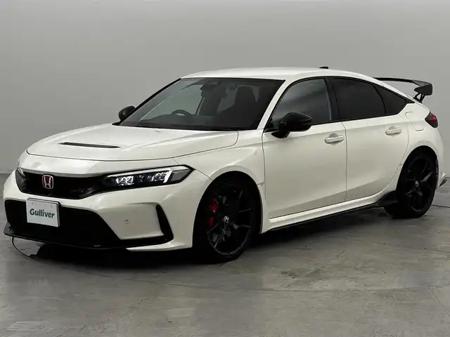 ホンダ シビック タイプR 福岡県 2023(令5)年 2.9万km チャンピオンシップホワイト ワンオーナー　/純正エアロ　/純正９型ＤＡナビ　/バックカメラ　/ブレンボキャリパー　/ＥＴＣ２．０　/ドラレコ　/アダプティブクルーズコントロール　/コーナーセンサー　/衝突被害軽減ブレーキ　/レーンキープ　/ＢＳＭ