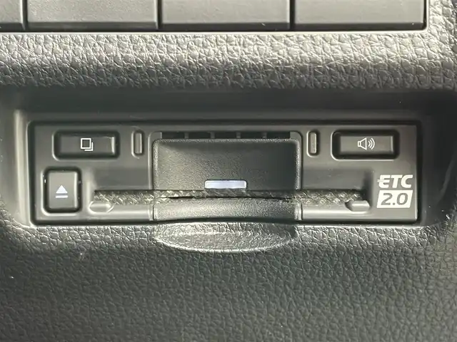 トヨタ ＲＡＶ４ G 岡山県 2023(令5)年 3.8万km グレーメタリック モデリスタエアロ（前/横/後下）/パノラミックビューモニター/デジタルインナーミラー/純正１０．５インチディスプレイオーディオ/【ナビ/フルセグTV/BT/Carplay/HDMI】/パワーバックドア/プリクラッシュセーフティ/ドライブレコーダー（前後）/運転席パワシート/シートメモリー/前席シートヒーター/ステアリングヒーター/ブラインドスポットモニター/ビルトインETC2.0/LEDヘッドライト/LEDフォグランプ/オートブレーキホールド