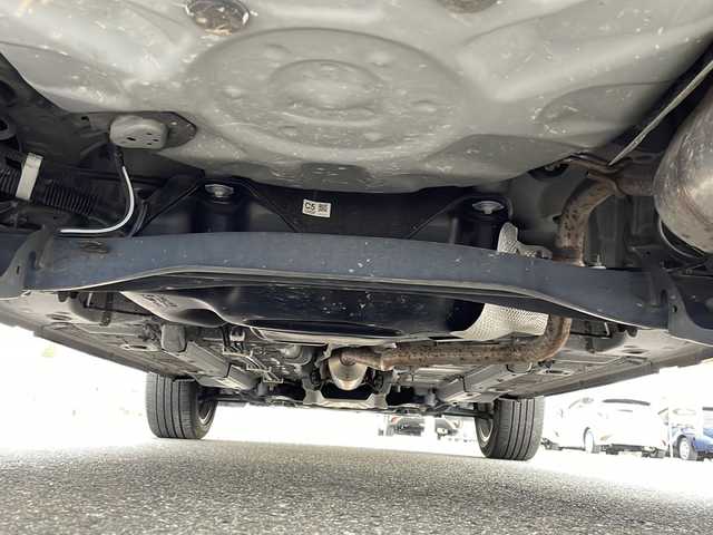 トヨタ ヤリスクロス Z 山口県 2021(令3)年 3.6万km ブラックマイカ ワンオーナー/純正ディスプレイオーディオ/・コネクティッドナビ/・Bluetooth接続/・フルセグTV/バックカメラ/ビルトインETC/Toyota Safety Sense/・プリクラッシュセーフティ/・レーントレーシングアシスト/・ロードサインアシスト/・レーダークルーズコントロール/・先行車発進告知機能/・ブラインドスポットモニター/・クリアランスソナー/・リヤクロストラフィックアラート/・パーキングサポートブレーキ/・ドライブモードセレクトスイッチ/・オートマッチ九ハイビーム/純正フロアマット/USB入力端子/スマートキー/プッシュスタート/スペアキー1本/ハーフレザーシート/シートヒーター/純正LEDライト/純正18インチアルミホイール/ドアバイザー/ウィンカーミラー/取扱説明書/保証書