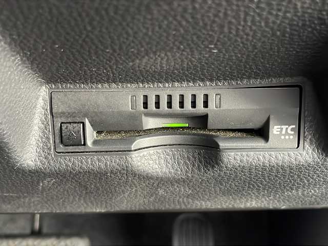 トヨタ ヤリスクロス Z 山口県 2021(令3)年 3.6万km ブラックマイカ ワンオーナー/純正ディスプレイオーディオ/・コネクティッドナビ/・Bluetooth接続/・フルセグTV/バックカメラ/ビルトインETC/Toyota Safety Sense/・プリクラッシュセーフティ/・レーントレーシングアシスト/・ロードサインアシスト/・レーダークルーズコントロール/・先行車発進告知機能/・ブラインドスポットモニター/・クリアランスソナー/・リヤクロストラフィックアラート/・パーキングサポートブレーキ/・ドライブモードセレクトスイッチ/・オートマッチ九ハイビーム/純正フロアマット/USB入力端子/スマートキー/プッシュスタート/スペアキー1本/ハーフレザーシート/シートヒーター/純正LEDライト/純正18インチアルミホイール/ドアバイザー/ウィンカーミラー/取扱説明書/保証書