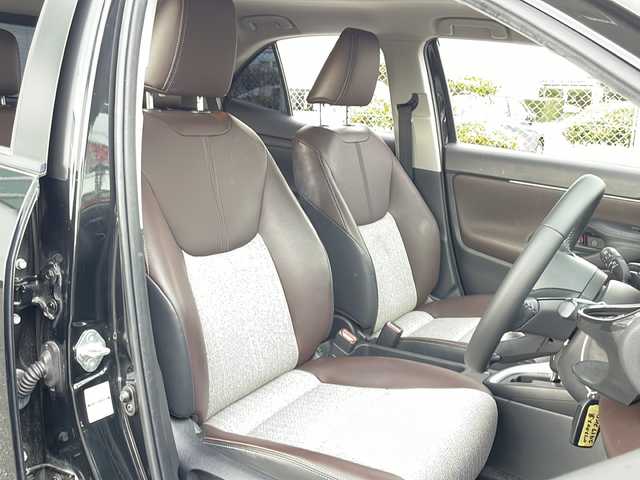 トヨタ ヤリスクロス Z 山口県 2021(令3)年 3.6万km ブラックマイカ ワンオーナー/純正ディスプレイオーディオ/・コネクティッドナビ/・Bluetooth接続/・フルセグTV/バックカメラ/ビルトインETC/Toyota Safety Sense/・プリクラッシュセーフティ/・レーントレーシングアシスト/・ロードサインアシスト/・レーダークルーズコントロール/・先行車発進告知機能/・ブラインドスポットモニター/・クリアランスソナー/・リヤクロストラフィックアラート/・パーキングサポートブレーキ/・ドライブモードセレクトスイッチ/・オートマッチ九ハイビーム/純正フロアマット/USB入力端子/スマートキー/プッシュスタート/スペアキー1本/ハーフレザーシート/シートヒーター/純正LEDライト/純正18インチアルミホイール/ドアバイザー/ウィンカーミラー/取扱説明書/保証書