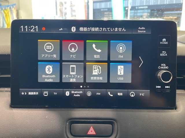 ホンダ ヴェゼル ハイブリッド e:HEV Z 宮城県 2022(令4)年 3.5万km プラチナホワイトパール 純正エアロパーツ（F/S/R)/ホンダセンシング/・レーンキープアシスト/・ブラインドスポットモニター/・衝突軽減システム/・衝突軽減ブレーキ/・横滑り防止装置/純正ナビ/・純正プレミアムオーディオ/・ホンダコネクトディスプレイ（9インチ）/・フルセグTV/・Bluetooth/USB/・2.0ETC/・全方位カメラ/・ドライブレコーダー（前後）/・置くだけ充電/アイドリングストップ/電子パーキング/革巻きステアリング/・ステアリングスイッチ/・パドルシフト/シートヒーター（運転席/助手席）/プッシュスタート/・スマートキー/LEDヘッドライト/・オートライト/・フォグランプ/純正フロアマット/純正アルミホイール18インチ