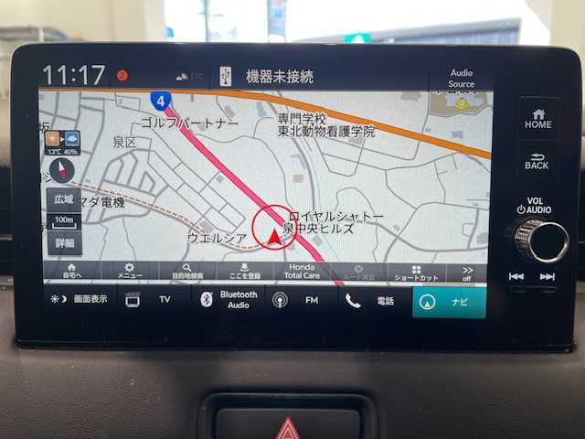 ホンダ ヴェゼル ハイブリッド e:HEV Z 宮城県 2022(令4)年 3.5万km プラチナホワイトパール 純正エアロパーツ（F/S/R)/ホンダセンシング/・レーンキープアシスト/・ブラインドスポットモニター/・衝突軽減システム/・衝突軽減ブレーキ/・横滑り防止装置/純正ナビ/・純正プレミアムオーディオ/・ホンダコネクトディスプレイ（9インチ）/・フルセグTV/・Bluetooth/USB/・2.0ETC/・全方位カメラ/・ドライブレコーダー（前後）/・置くだけ充電/アイドリングストップ/電子パーキング/革巻きステアリング/・ステアリングスイッチ/・パドルシフト/シートヒーター（運転席/助手席）/プッシュスタート/・スマートキー/LEDヘッドライト/・オートライト/・フォグランプ/純正フロアマット/純正アルミホイール18インチ