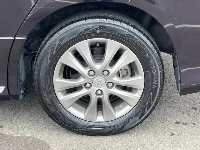 トヨタ ヴォクシー ZS 煌Ⅲ 愛媛県 2013(平25)年 9.5万km ボルドーマイカメタリック 禁煙車/登録時走行距離94796km/純正ナビCD/DVD/フルセグTV/Bluetooth/フリップダウンモニター/ビルトインETC/両側パワースライドドア/スマートキー/プッシュスタートボタン/リヤエアコン/オートライト/HIDヘッドライト/純正アルミホイール/純正フロアマット