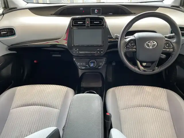 トヨタ プリウス A 長崎県 2019(平31)年 9.3万km ホワイトパールクリスタルシャイン セーフティーセンス/純正9インチSDナビ/　　Bluetooth/DVD/フルセグ/バックカメラ/ETC/LEDオートライト/MODELIISTAフルエアロ/純正15インチアルミホイール/運転席パワーシート/パーキングアシスト/クルーズコントロール