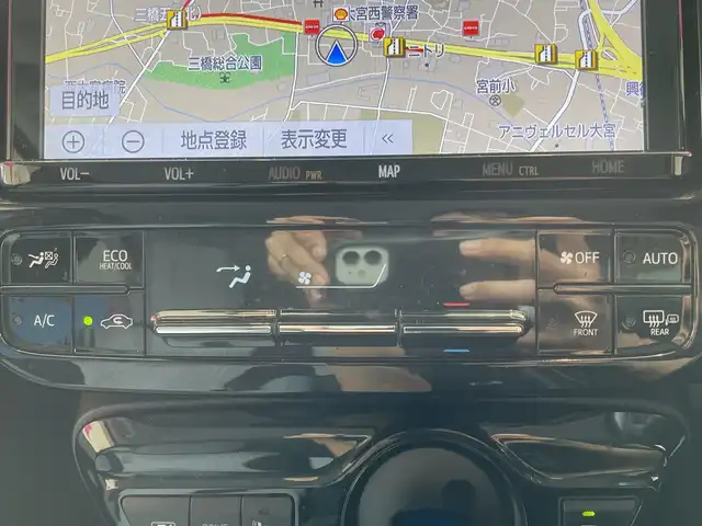 トヨタ プリウス A 長崎県 2019(平31)年 9.3万km ホワイトパールクリスタルシャイン セーフティーセンス/純正9インチSDナビ/　　Bluetooth/DVD/フルセグ/バックカメラ/ETC/LEDオートライト/MODELIISTAフルエアロ/純正15インチアルミホイール/運転席パワーシート/パーキングアシスト/クルーズコントロール