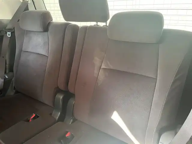 トヨタ アルファード 240S プライムセレクションⅡ 和歌山県 2011(平23)年 12.1万km ブラック (株)IDOMが運営する【じしゃロン和歌山店】の自社ローン対象車両になります。こちらは現金ご利用時の価格です。/自社ローンご希望の方は別途その旨お申付け下さい。/4WD/寒冷地仕様/アルパインナビ/AM/FM/CD/DVD/TV/アルパインフリップダウンナビ/両側パワースライドドア/横滑り抑制装置/クルーズコントロール/パワーバックドア/コーナーセンサー/純正フロアマット/後席オットマン/7人乗り/社外AW20インチ