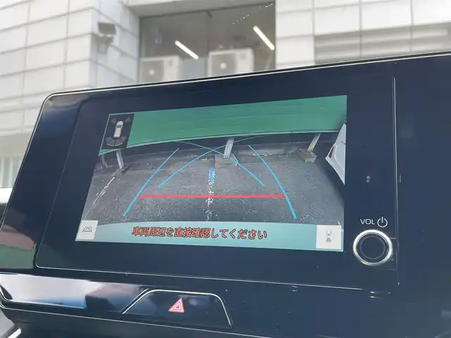 トヨタ ハリアー ハイブリッド G 東京都 2024(令6)年 1.6万km プラチナホワイトパールマイカ ワンオーナー/純正SDナビ/（BTオーディオ）/バックカメラ/ブラインドスポットモニター/セーフティセンス/・レーダークルーズコントロール/・プリクラッシュセーフティ/・カーブ速度抑制機能/・レーントレーシングアシスト/デジタルナインナーミラー/パワーバックドア/ハーフレザーシート/運転席パワーシート/純正18インチアルミ/純正フロアマット/ETC2.0/取扱説明書/保証書