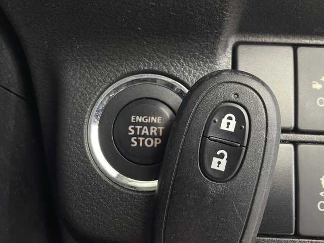 スズキ アルト X 秋田県 2014(平26)年 9.9万km フィズブルーパールメタリック 4WD/レーダーブレーキサポート　/純正オーディオ　/　　CD/前席シートヒーター　/社外１４インチアルミホイール　/アイドリングストップ　/横滑り防止装置　/盗難防止装置/ハロゲンライト　/社外フロアマット　/スマートキー　/ETC