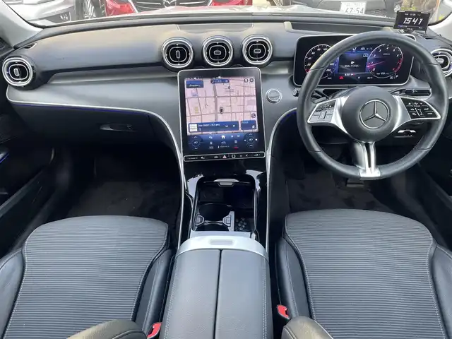 メルセデス・ベンツ Ｃ１８０ ステーションワゴンアバンギャルド 東京都 2022(令4)年 2.3万km ハイテックシルバー レーダーセーフティパッケージ（詳細は検査員記入欄参照）・アダプティブクルーズコントロール/ベーシックパッケージ/3Dコックピッドディスプレイ/ARヘッドアップディスプレイ/ダイナミックセレクト/保証書/取説/スマートキー×２（キーレスゴー）/クライメントコントロール/アイドリングストップ/革巻きステア/電動チルト/ステアリングスイッチ/黒ハーフレザーシート/前メモリ付パワーシート＆シートキネティクス/メルセデスミーコネクト/12.8インチ有機ELメディアディスプレイ/ARナビ・フルセグTV/BT/USB/AppleCarPlay/AndroidAuto/360度カメラシステム・アクティブパーキングアシスト・パークトロニック/2.0ビルトインETC＆外前後ドラレコ＆外レーダー探知機/純正17インチアルミ/LEDパフォーマンスライト・オートライト・リアフォグ/パワーバックドア/AUTOHOLD/置くだけ充電/ルーフレール/トノカバー