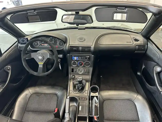 ＢＭＷ ＢＭＷ Ｚ３ ロードスター 2．0 大阪府 1999(平11)年 8.4万km シルバー 黒革/パワーシート/ETC/レーダー探知機/純正17インチAW