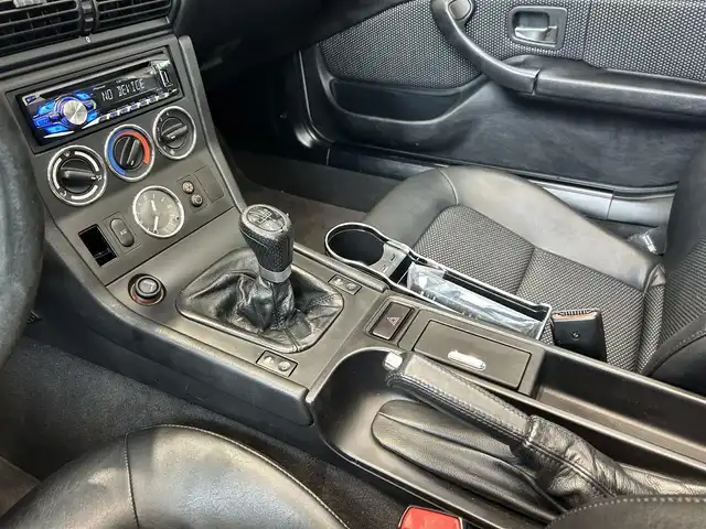 ＢＭＷ ＢＭＷ Ｚ３ ロードスター 2．0 大阪府 1999(平11)年 8.4万km シルバー 黒革/パワーシート/ETC/レーダー探知機/純正17インチAW