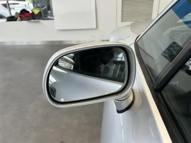 ＢＭＷ ＢＭＷ Ｚ３ ロードスター 2．0 大阪府 1999(平11)年 8.4万km シルバー 黒革/パワーシート/ETC/レーダー探知機/純正17インチAW