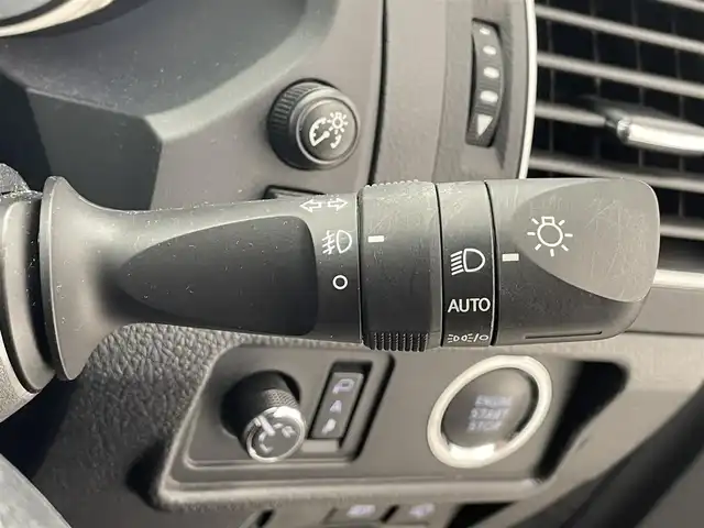 トヨタ ランドクルーザー プラド TX-L 70thアニバーサリーLTD 滋賀県 2022(令4)年 4.3万km ブラック 純正9インチナビ/【Bluetooth/CD/DVD/フルセグTV】/茶レザーシート/サンルーフ/バックカメラ/クリアランスソナー/追従クルーズコントロール/LEDヘッドライト/オートマチックハイビーム/衝突軽減ブレーキ/D/Nパワーシート/D/Nシートヒーター/D/Nシートベンチレーション/ビルトインETC2.0/MTモード付AT/純正フロアマット/プッシュスタート/スマートキー/ステアリングリモコン