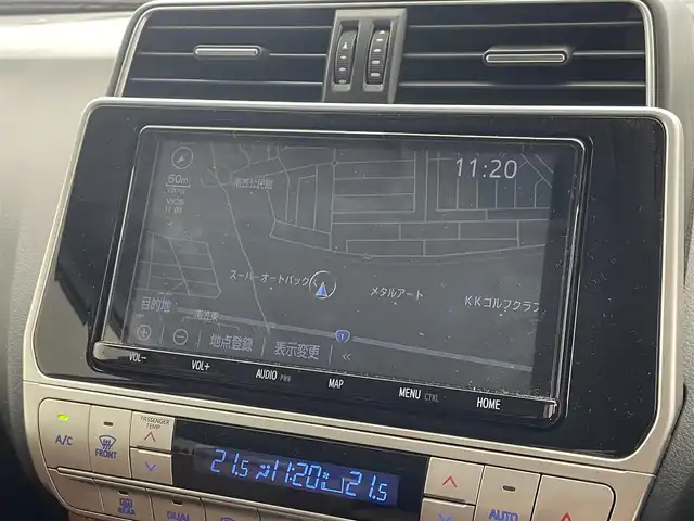 トヨタ ランドクルーザー プラド TX-L 70thアニバーサリーLTD 滋賀県 2022(令4)年 4.3万km ブラック 純正9インチナビ/【Bluetooth/CD/DVD/フルセグTV】/茶レザーシート/サンルーフ/バックカメラ/クリアランスソナー/追従クルーズコントロール/LEDヘッドライト/オートマチックハイビーム/衝突軽減ブレーキ/D/Nパワーシート/D/Nシートヒーター/D/Nシートベンチレーション/ビルトインETC2.0/MTモード付AT/純正フロアマット/プッシュスタート/スマートキー/ステアリングリモコン