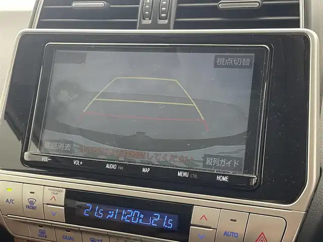 トヨタ ランドクルーザー プラド TX-L 70thアニバーサリーLTD 滋賀県 2022(令4)年 4.3万km ブラック 純正9インチナビ/【Bluetooth/CD/DVD/フルセグTV】/茶レザーシート/サンルーフ/バックカメラ/クリアランスソナー/追従クルーズコントロール/LEDヘッドライト/オートマチックハイビーム/衝突軽減ブレーキ/D/Nパワーシート/D/Nシートヒーター/D/Nシートベンチレーション/ビルトインETC2.0/MTモード付AT/純正フロアマット/プッシュスタート/スマートキー/ステアリングリモコン