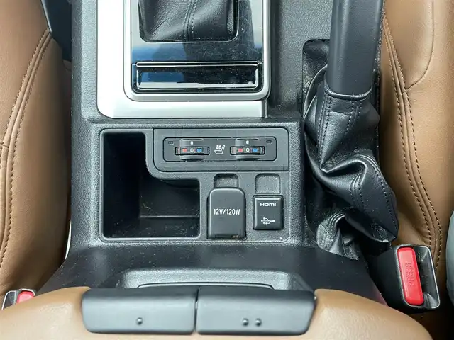 トヨタ ランドクルーザー プラド TX-L 70thアニバーサリーLTD 滋賀県 2022(令4)年 4.3万km ブラック 純正9インチナビ/【Bluetooth/CD/DVD/フルセグTV】/茶レザーシート/サンルーフ/バックカメラ/クリアランスソナー/追従クルーズコントロール/LEDヘッドライト/オートマチックハイビーム/衝突軽減ブレーキ/D/Nパワーシート/D/Nシートヒーター/D/Nシートベンチレーション/ビルトインETC2.0/MTモード付AT/純正フロアマット/プッシュスタート/スマートキー/ステアリングリモコン