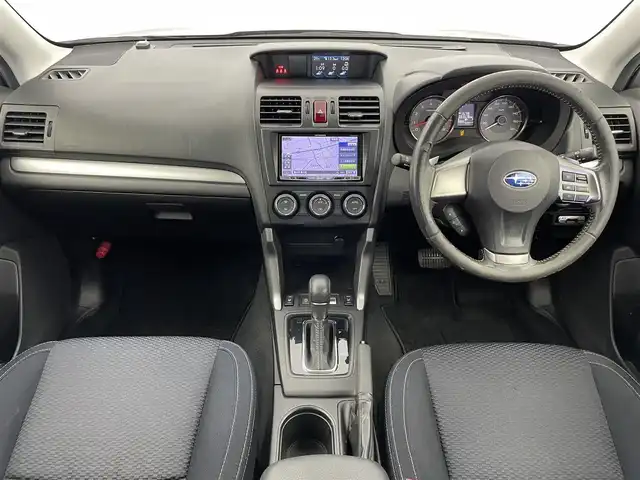 スバル フォレスター 2．0i－L アイサイト 富山県 2014(平26)年 5.2万km クリスタルブラックシリカ 4WD/社外ナビ(AM/FM/CD/DVD/BT)/フルセグTV/バックカメラ/レーダークルーズコントロール/レーンキープアシスト/衝突軽減装置/横滑り防止装置/アイドリングストップ/純正AW/純正フロアマット/前席シートヒーター/ETC/パドルシフト/キセノンヘッドライト/オートライト/スマートキー/プッシュスタート/取扱説明書/保証書