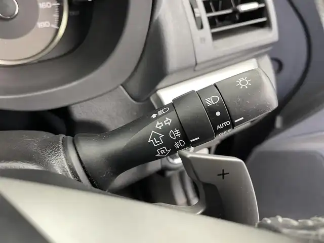 スバル フォレスター 2．0i－L アイサイト 富山県 2014(平26)年 5.2万km クリスタルブラックシリカ 4WD/社外ナビ(AM/FM/CD/DVD/BT)/フルセグTV/バックカメラ/レーダークルーズコントロール/レーンキープアシスト/衝突軽減装置/横滑り防止装置/アイドリングストップ/純正AW/純正フロアマット/前席シートヒーター/ETC/パドルシフト/キセノンヘッドライト/オートライト/スマートキー/プッシュスタート/取扱説明書/保証書