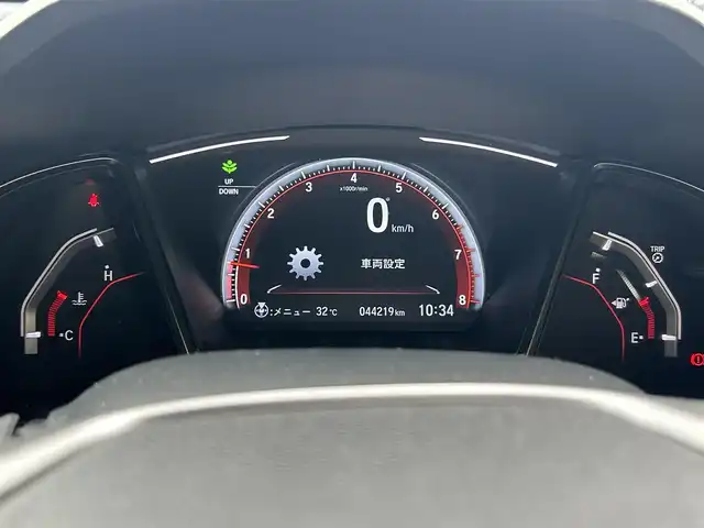 ホンダ シビック ハッチバック ホンダセンシング 兵庫県 2018(平30)年 4.5万km クリスタルブラックパール ワンオーナー/純正ディーラーナビ/（CD/DVD/BT/フルセグ）/バックカメラ/ホンダセンシング/レーンキーピングサポート/レーダークルーズコントロール/前席シートヒーター/LEDヘッドライト/AUTOライト/スマートキー/保証書/取扱説明書