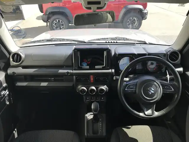 スズキ ジムニー シエラ JC 富山県 2023(令5)年 2.6万km ミディアムグレー 4WD/衝突被害軽減ブレーキ/レーンキープアシスト/クルーズコントロール/プッシュスタート/スマートキー/LEDヘッドライト/オートライト/シートヒーター/ダウンヒルアシストコントロール/革巻きステアリング/背面タイヤ/ウインカーミラー/フォグランプ