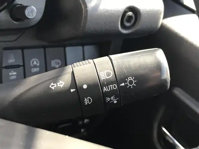 スズキ ジムニー シエラ JC 富山県 2023(令5)年 2.6万km ミディアムグレー 4WD/衝突被害軽減ブレーキ/レーンキープアシスト/クルーズコントロール/プッシュスタート/スマートキー/LEDヘッドライト/オートライト/シートヒーター/ダウンヒルアシストコントロール/革巻きステアリング/背面タイヤ/ウインカーミラー/フォグランプ