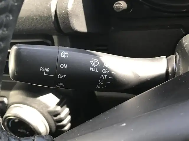 スズキ ジムニー シエラ JC 富山県 2023(令5)年 2.6万km ミディアムグレー 4WD/衝突被害軽減ブレーキ/レーンキープアシスト/クルーズコントロール/プッシュスタート/スマートキー/LEDヘッドライト/オートライト/シートヒーター/ダウンヒルアシストコントロール/革巻きステアリング/背面タイヤ/ウインカーミラー/フォグランプ