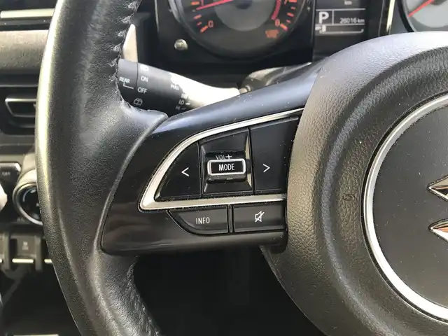 スズキ ジムニー シエラ JC 富山県 2023(令5)年 2.6万km ミディアムグレー 4WD/衝突被害軽減ブレーキ/レーンキープアシスト/クルーズコントロール/プッシュスタート/スマートキー/LEDヘッドライト/オートライト/シートヒーター/ダウンヒルアシストコントロール/革巻きステアリング/背面タイヤ/ウインカーミラー/フォグランプ