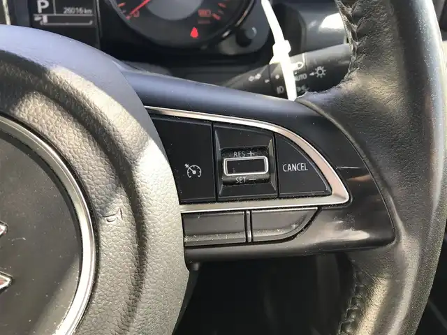スズキ ジムニー シエラ JC 富山県 2023(令5)年 2.6万km ミディアムグレー 4WD/衝突被害軽減ブレーキ/レーンキープアシスト/クルーズコントロール/プッシュスタート/スマートキー/LEDヘッドライト/オートライト/シートヒーター/ダウンヒルアシストコントロール/革巻きステアリング/背面タイヤ/ウインカーミラー/フォグランプ
