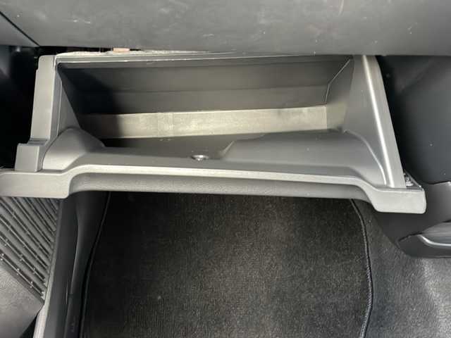 日産 サクラ X 三重県 2023(令5)年 3.5万km チタニウムグレーM/シルキーホワイト 純正9型ナビ/バックカメラ/フルセグTV/ETC/USB入力/ステアリングスイッチ/ブレーキオートホールド/LEDヘッドライト/オートハイビーム/電動格納ミラー