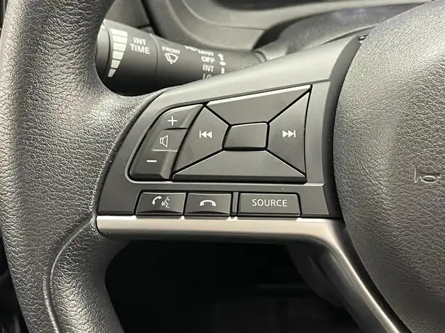 日産 ノート e－パワー X Vセレクション 愛知県 2020(令2)年 5.2万km スーパーブラック 純正ナビ　全方位カメラ　ＥＴＣ２．０　禁煙車　スマートルームミラー　純正ドラレコ　フルセグＴＶ　Ｂｌｕｅｔｏｏｔｈ　エマージェンシーブレーキ　衝突軽減　車線逸脱　ＬＥＤオートライト　コーナーセンサー