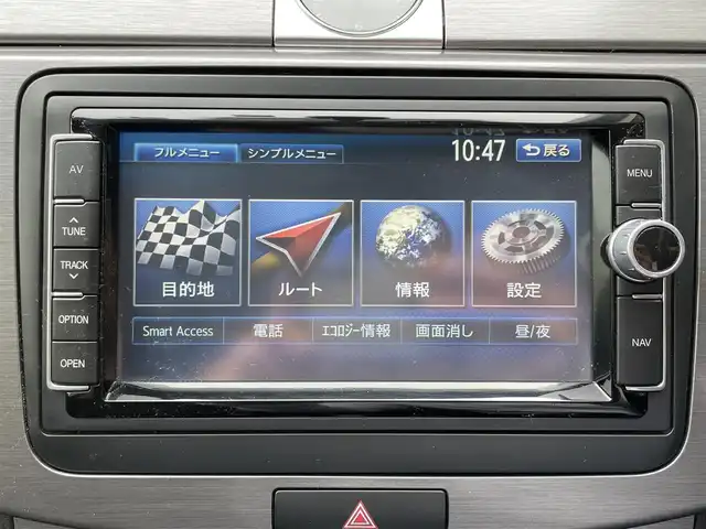 フォルクスワーゲン パサート ヴァリアント TSI コンフォBM 和歌山県 2014(平26)年 7万km 白 純正ナビ/（FM/AM/DVD/CD/ワンセグTV/Bluetooth/SD）/電子パーキング/クルーズコントロール（追従なし）/アイドリングストップ/ETC/ルーフレール/純正アルミホイール/保証書/取扱説明書