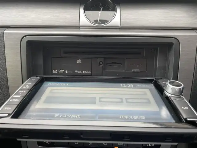 フォルクスワーゲン パサート ヴァリアント TSI コンフォBM 和歌山県 2014(平26)年 7万km 白 純正ナビ/（FM/AM/DVD/CD/ワンセグTV/Bluetooth/SD）/電子パーキング/クルーズコントロール（追従なし）/アイドリングストップ/ETC/ルーフレール/純正アルミホイール/保証書/取扱説明書