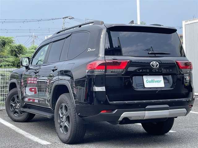 トヨタ ランドクルーザー GRスポーツ 静岡県 2021(令3)年 4.2万km ブラック ~JBLサウンド~/ユーザー買取車両/ワンオーナー/純正MOPナビ/　【CD/DVD/BT/地デジフルセグTV】/純正LEDヘッドライト/純正18インチAW/サンルーフ/本革シート/プリクラッシュセーフティシステム/レーダークルーズコントロール/レーンキープアシスト/フロントセンターリアデフロック/本革シート/ベンチレーション＆シートヒーター/ヘッドアップディスプレイ/パノラミックビューモニター/バックカメラ/ドライブレコーダー/ETC2.0/クールボックス/パワーバックドア/AC100V電源/オートホールド/電動パーキングブレーキ/クリアランスソナー/ルーフレール/USBポート/新車時保証書/社外セキュリティ/スペアキー×1