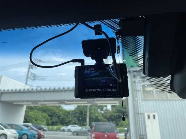 トヨタ ランドクルーザー GRスポーツ 静岡県 2021(令3)年 4.2万km ブラック ~JBLサウンド~/ユーザー買取車両/ワンオーナー/純正MOPナビ/　【CD/DVD/BT/地デジフルセグTV】/純正LEDヘッドライト/純正18インチAW/サンルーフ/本革シート/プリクラッシュセーフティシステム/レーダークルーズコントロール/レーンキープアシスト/フロントセンターリアデフロック/本革シート/ベンチレーション＆シートヒーター/ヘッドアップディスプレイ/パノラミックビューモニター/バックカメラ/ドライブレコーダー/ETC2.0/クールボックス/パワーバックドア/AC100V電源/オートホールド/電動パーキングブレーキ/クリアランスソナー/ルーフレール/USBポート/新車時保証書/社外セキュリティ/スペアキー×1
