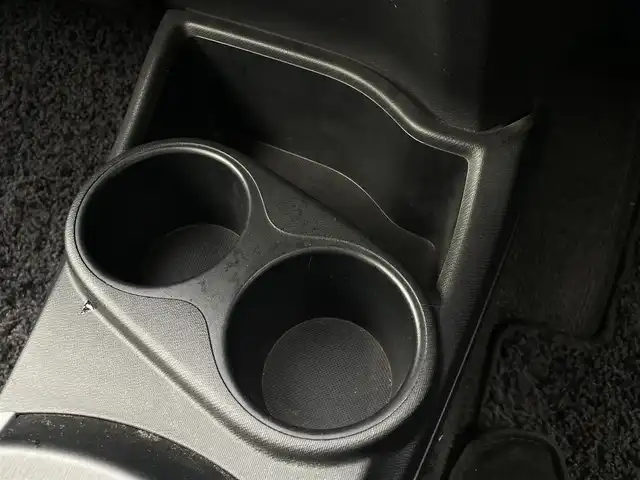 トヨタ アクア S 大分県 2012(平24)年 5.3万km ブラックマイカ 〇ワンオーナー/〇社外オーディオ（DEH-6500）/　CD/BT/AUX/〇フロアマット/〇ウインカーミラー/〇ヘッドライトレベライザー/〇ECOモード/〇EVモード/〇スマートキー/〇エンジンプッシュスタート/〇保証書/〇取扱説明書