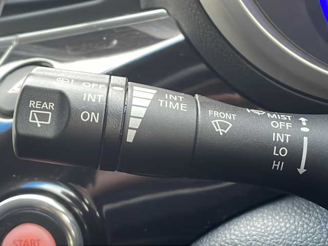 日産 エルグランド 250HWS アーバンクロム 熊本県 2012(平24)年 9.1万km ブリリアントホワイトパール (株)IDOMが運営する【じしゃロン熊本店】の自社ローン対象車両になります。こちらは現金ご利用時の価格です。自社ローンご希望の方は別途その旨お申付け下さい。　/純正ナビ/全方位カメラ/フルセグテレビ/DVD/CD/ETC/ハーフレザーシート/両側パワースライドドア/コーナーセンサー/HIDヘッドライト/オートライト/純正18インチアルミホイール