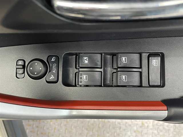 ダイハツ ロッキー X HEV 鹿児島県 2023(令5)年 1.7万km ナチュラルベージュマイカM スマートアシスト/パノラマモニター/バックカメラ/社外9インチSDナビ【MDV-M910HDL】/（CD/DVD/フルセグ/Bluetooth/SD/スマホ連携）/社外ETC/社外前後ドライブレコーダー【ZDR017】/ステアリングリモコン/純正LEDヘッドライト/オートライト/ヘッドライトレベライザー/USB充電ソケット/純正フロアマット/純正16インチアルミ/保証書&取扱説明書