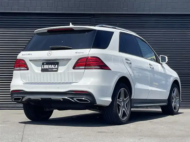 メルセデス・ベンツ ＧＬＥ３５０ｄ 4MATIC スポーツ 三重県 2017(平29)年 5.5万km ポーラホワイト 純正ナビ　/カープレイ　/ハーマンカードン　/黒革　/シートヒーター　/パワーシート　/キーレスゴー　/レーダーセーフティ　/ＡＣＣ　/全方位カメラ　/ＥＴＣ　/ドラレコ　/純正２０インチアルミ　/ＬＥＤライト/レーダー探知機
