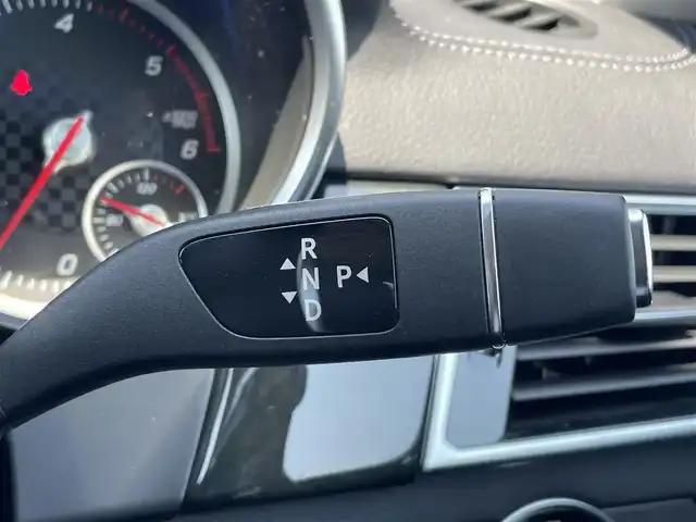 メルセデス・ベンツ ＧＬＥ３５０ｄ 4MATIC スポーツ 三重県 2017(平29)年 5.5万km ポーラホワイト 純正ナビ　/カープレイ　/ハーマンカードン　/黒革　/シートヒーター　/パワーシート　/キーレスゴー　/レーダーセーフティ　/ＡＣＣ　/全方位カメラ　/ＥＴＣ　/ドラレコ　/純正２０インチアルミ　/ＬＥＤライト/レーダー探知機