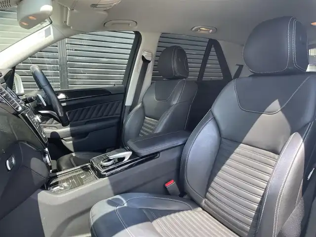 メルセデス・ベンツ ＧＬＥ３５０ｄ 4MATIC スポーツ 三重県 2017(平29)年 5.5万km ポーラホワイト 純正ナビ　/カープレイ　/ハーマンカードン　/黒革　/シートヒーター　/パワーシート　/キーレスゴー　/レーダーセーフティ　/ＡＣＣ　/全方位カメラ　/ＥＴＣ　/ドラレコ　/純正２０インチアルミ　/ＬＥＤライト/レーダー探知機