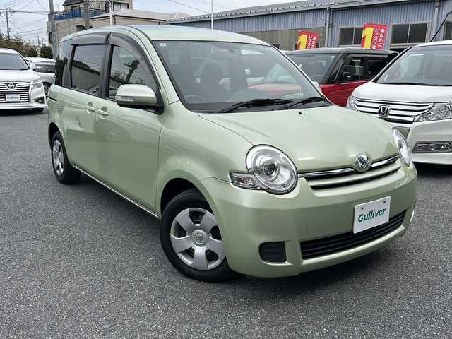 トヨタ シエンタ X Lパッケージ 埼玉県 2015(平27)年 8.9万km ライトグリーンメタリック ワンオーナー/運転席エアバッグ	/助手席エアバッグ	/ABS(アンチロックブレーキ)	/トラクションコントロール	/前席シートベルトプリテンショナー	/前席シートベルトフォースリミッター	/後席３点式シートベルト	/サイドインパクトバー/ブレーキアシスト	/衝突安全ボディー	採用/EBD（電子制動力配分装置）	/その他安全装備	VSC/エアコン	マニュアル/パワーウィンドウ	/集中ドアロック
