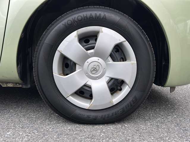 トヨタ シエンタ X Lパッケージ 埼玉県 2015(平27)年 8.9万km ライトグリーンメタリック ワンオーナー/運転席エアバッグ	/助手席エアバッグ	/ABS(アンチロックブレーキ)	/トラクションコントロール	/前席シートベルトプリテンショナー	/前席シートベルトフォースリミッター	/後席３点式シートベルト	/サイドインパクトバー/ブレーキアシスト	/衝突安全ボディー	採用/EBD（電子制動力配分装置）	/その他安全装備	VSC/エアコン	マニュアル/パワーウィンドウ	/集中ドアロック
