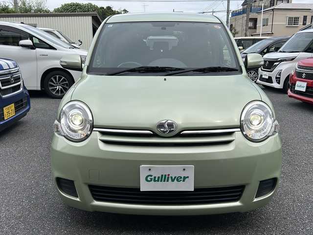 トヨタ シエンタ X Lパッケージ 埼玉県 2015(平27)年 8.9万km ライトグリーンメタリック ワンオーナー/運転席エアバッグ	/助手席エアバッグ	/ABS(アンチロックブレーキ)	/トラクションコントロール	/前席シートベルトプリテンショナー	/前席シートベルトフォースリミッター	/後席３点式シートベルト	/サイドインパクトバー/ブレーキアシスト	/衝突安全ボディー	採用/EBD（電子制動力配分装置）	/その他安全装備	VSC/エアコン	マニュアル/パワーウィンドウ	/集中ドアロック